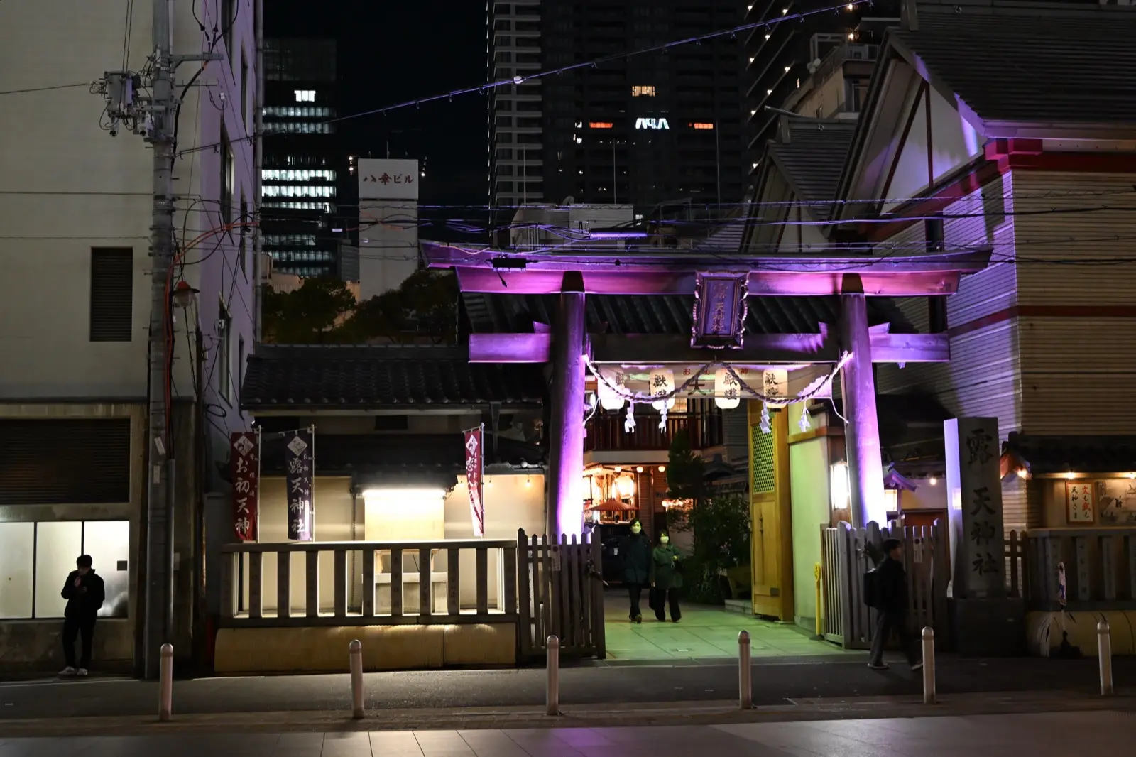 Torii gate at Ohatsu Tenjin shrine at night in Umeda, Osaka